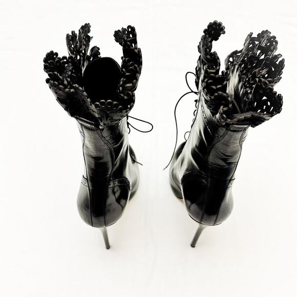 DSQUARED2 Black Witness Lace-up Heel Stiletto Booties Lace Fringe SIze 40 Italy - Picture 3 of 10